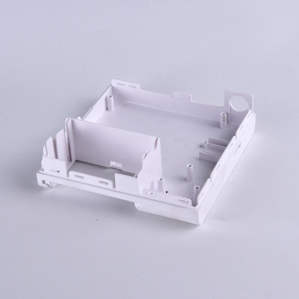 Unveiling: Material Selection for Minimizing Deformation in Injection Molded Products